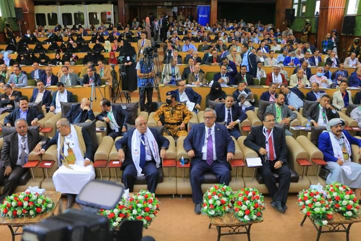 مستشفى جامعة العلوم والتكنولوجيا يشارك  في المؤتمر الرابع لجراحة المخ والأعصاب والعمود الفقري